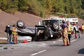 Highway accident on Connecticut's Route 9 by Ragesoss